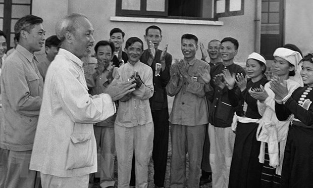 Thực hiện Di chúc của Chủ tịch Hồ Chí Minh trong xây dựng nền văn hóa mới, con người mới thời kỳ đẩy mạnh công nghiệp hóa, hiện đại hóa đất nước